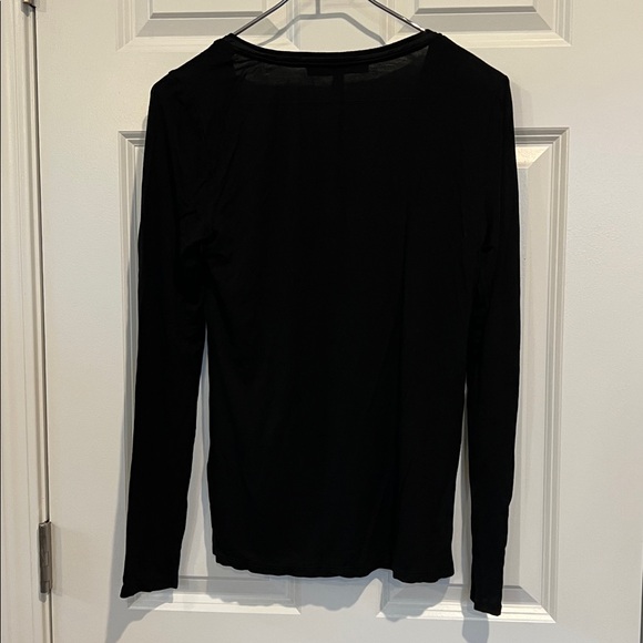 White House Black Market Classic Black Long Sleeve Tee - Size Small - Picture 4 of 4
